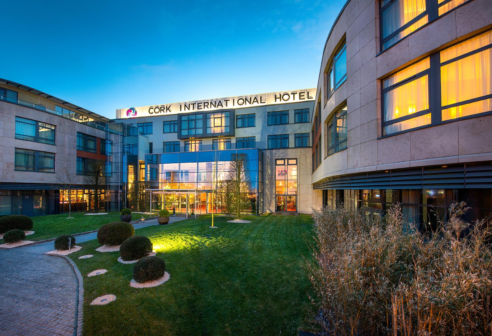 Cork International Hotel Exterior photo